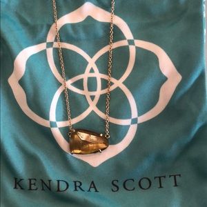 Short Kendra Scott necklace